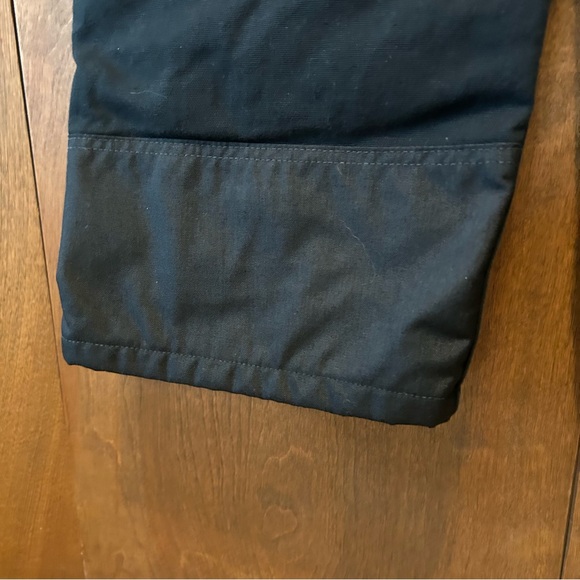 Carhartt Men’s Black Duck Insulated Overalls - Picture 5 of 11